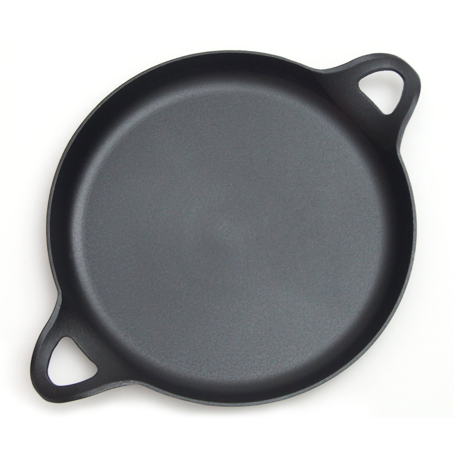 Ironwood Skillet: smooth, light, affordable cast iron by Strand